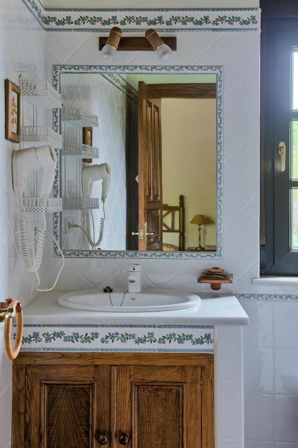 Casas Rurales El Llugaron Miravalles Екстериор снимка