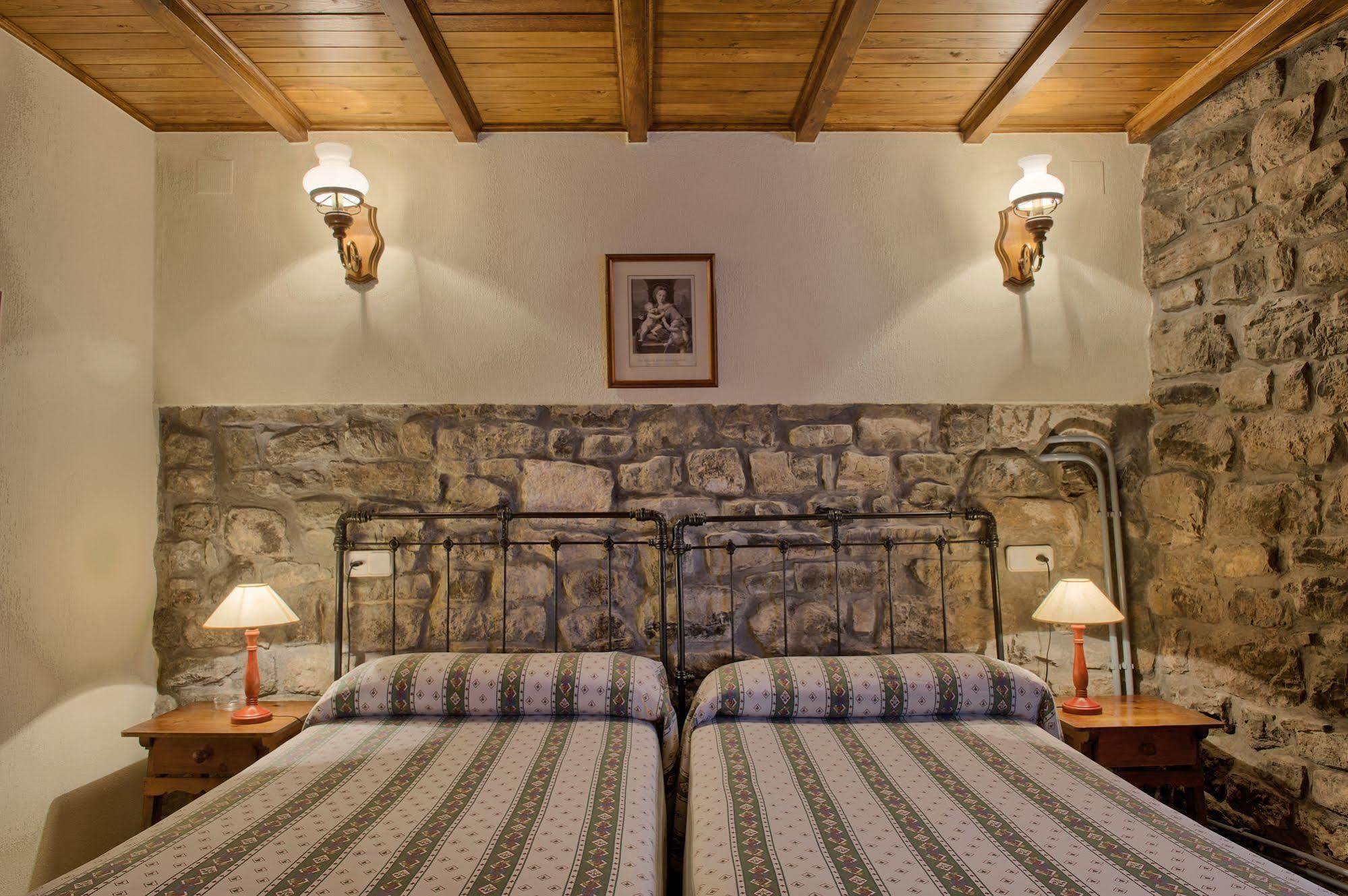 Casas Rurales El Llugaron Miravalles Екстериор снимка